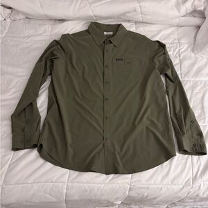 NWOT Men's Columbia Olive Green Shirt Size Large